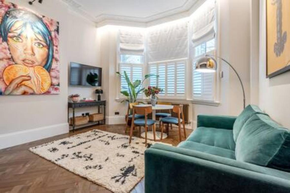 Modern Spacious In Chelsea By Kings Road *